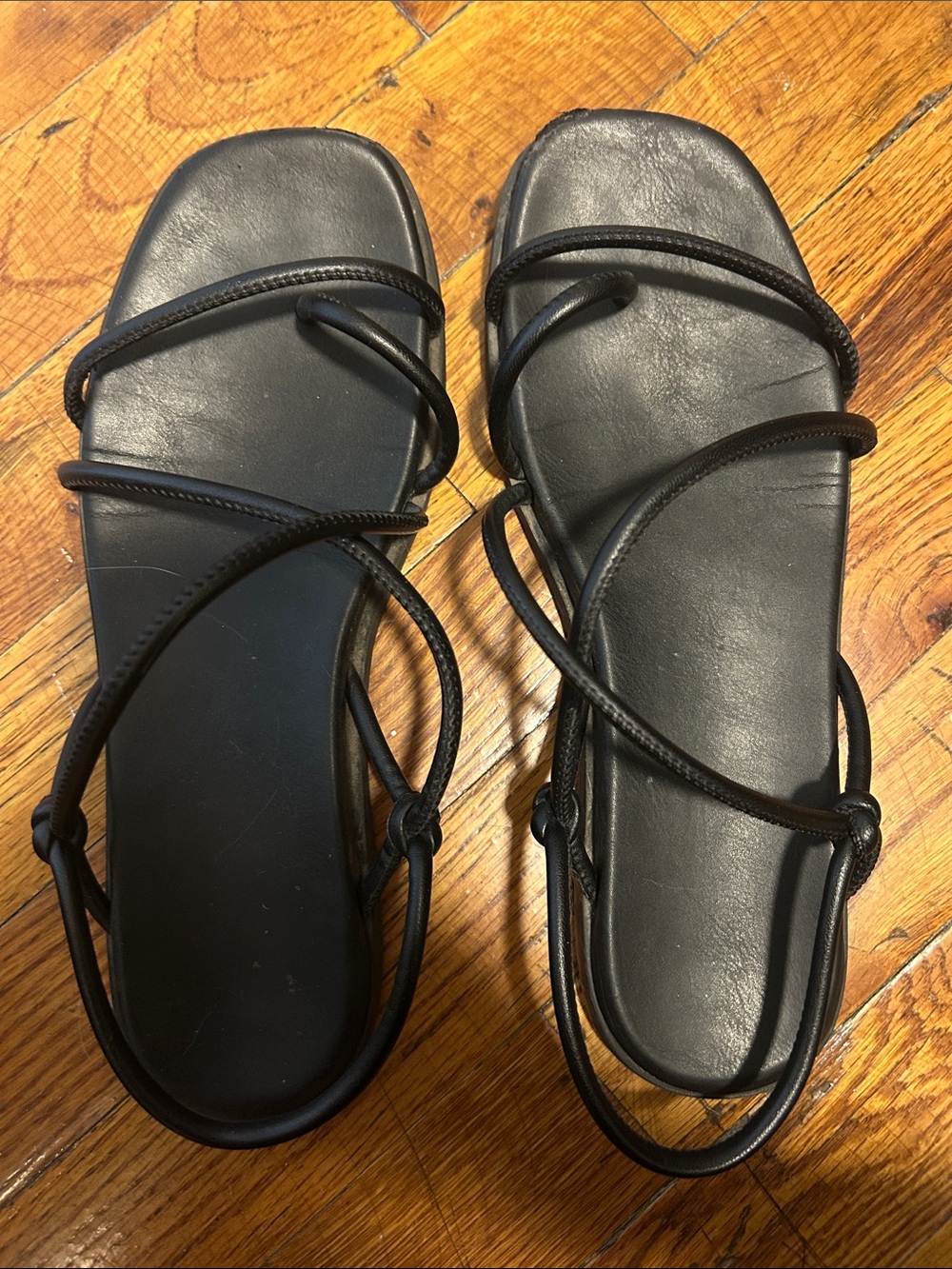 Uniqlo Black Minimal Strappy Slide Sandals